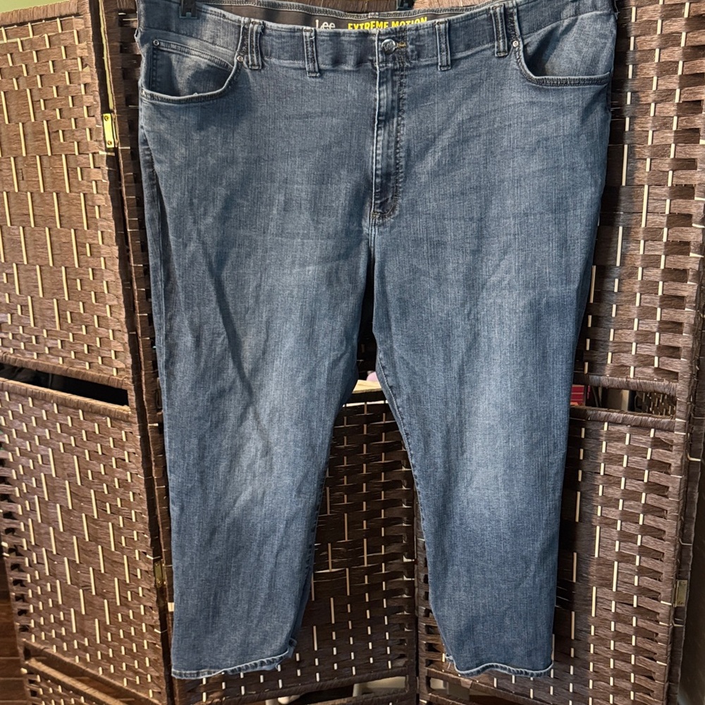 Lee Relaxed Fit Medium Blue Men's Jeans